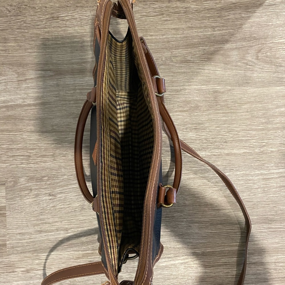Vintage Guess Leather Bag - Picture 4 of 4